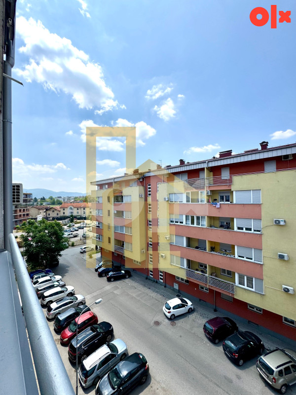 Iznajmljujemo dvosoban stan kod TC Tropic 18