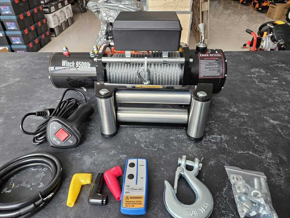 VITLO CEKRK 9500LB 4.3 T ZA DZIPA SA DALJINSKIM
