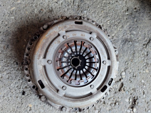 GOLF 7 2.0 TDI 6 BRZINA PLIVAJUCI SET KVACILA