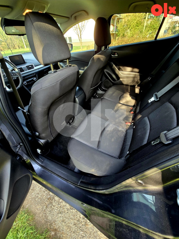 Mazda 3 2.2 D - AT Revolution (Detaljno)