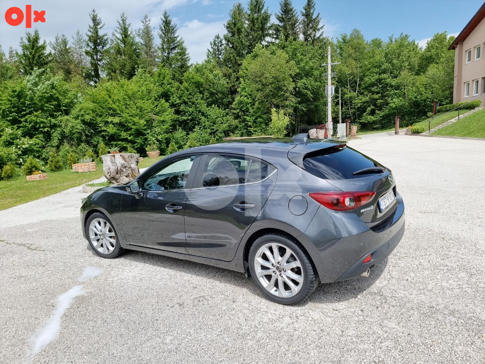 Mazda 3 2.2 D - AT Revolution (Detaljno)