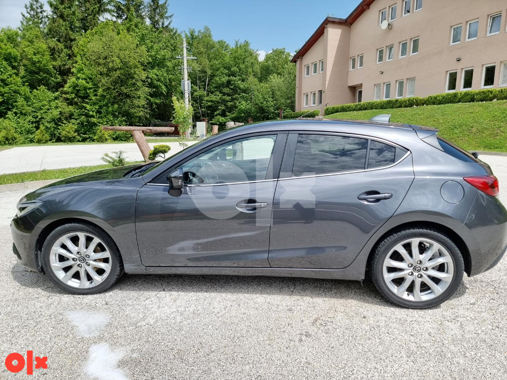 Mazda 3 2.2 D - AT Revolution (Detaljno)