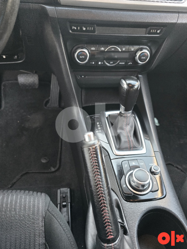 Mazda 3 2.2 D - AT Revolution (Detaljno)
