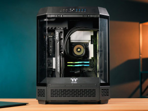 GAMING PC AMD Ryzen 7 9800X3D MSI RTX 5070 Ti 32GB