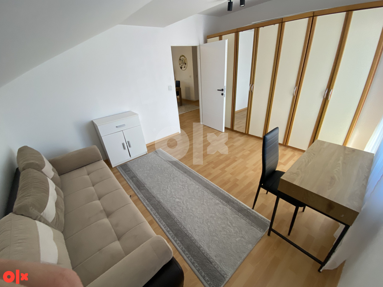 TROSOBAN  Stan na Dan- Ilidža Kasindolska /daily rent 17