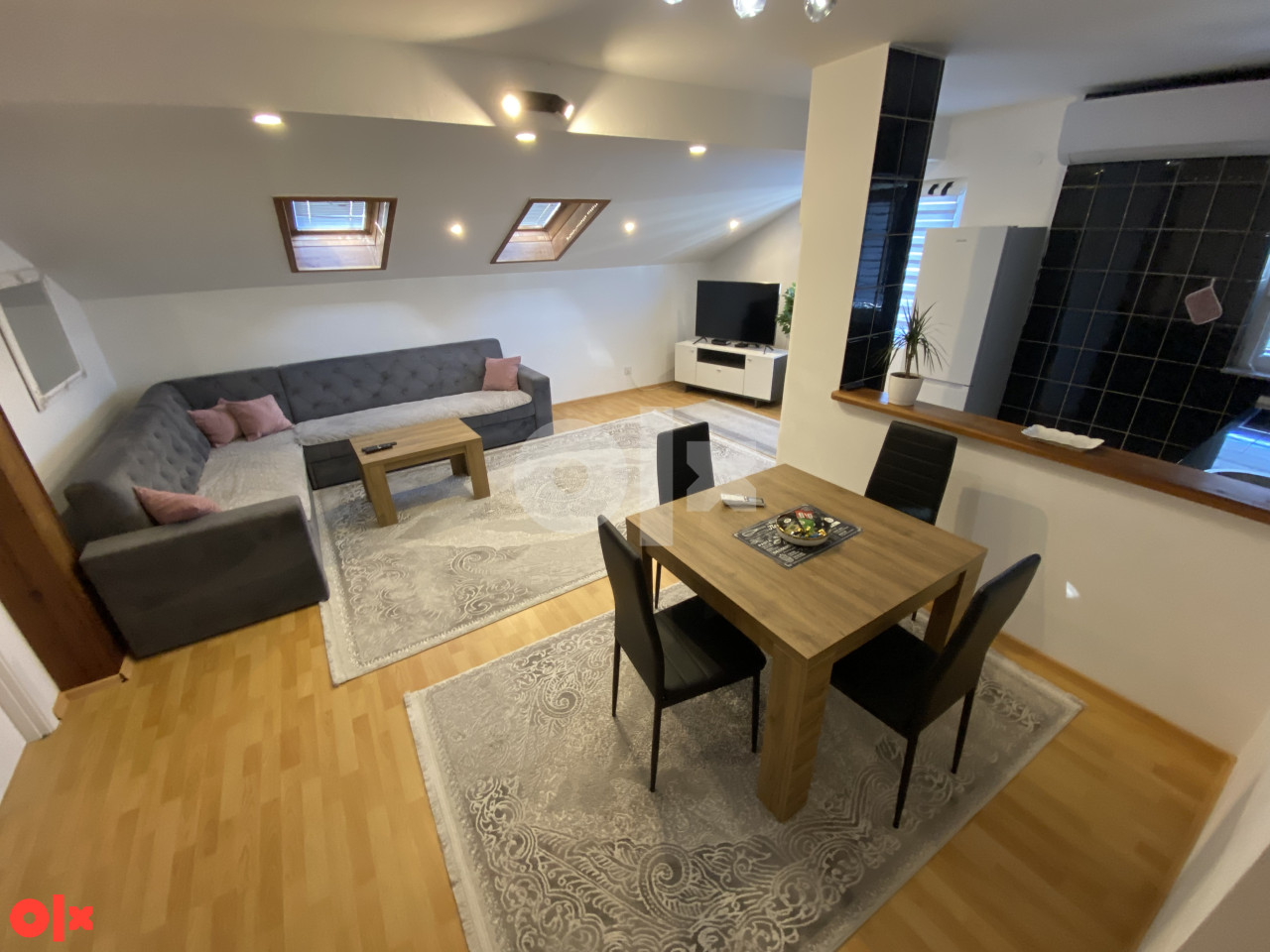 TROSOBAN  Stan na Dan- Ilidža Kasindolska /daily rent 9