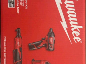 Milwaukee aku set m12
