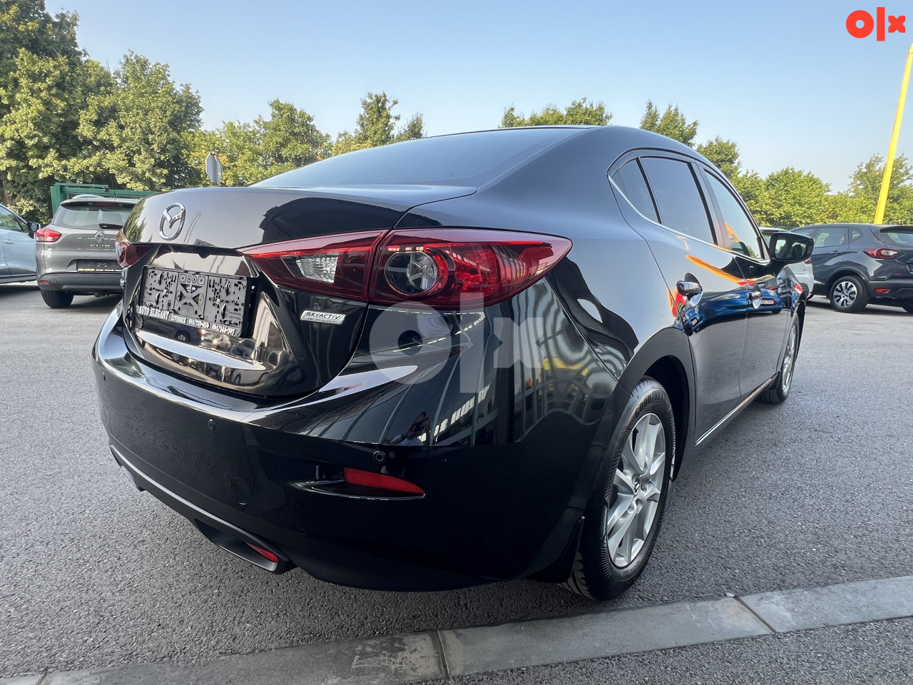 Mazda 3 2.2D 110kW 2015 god Sedan *kamera* SkyActiv