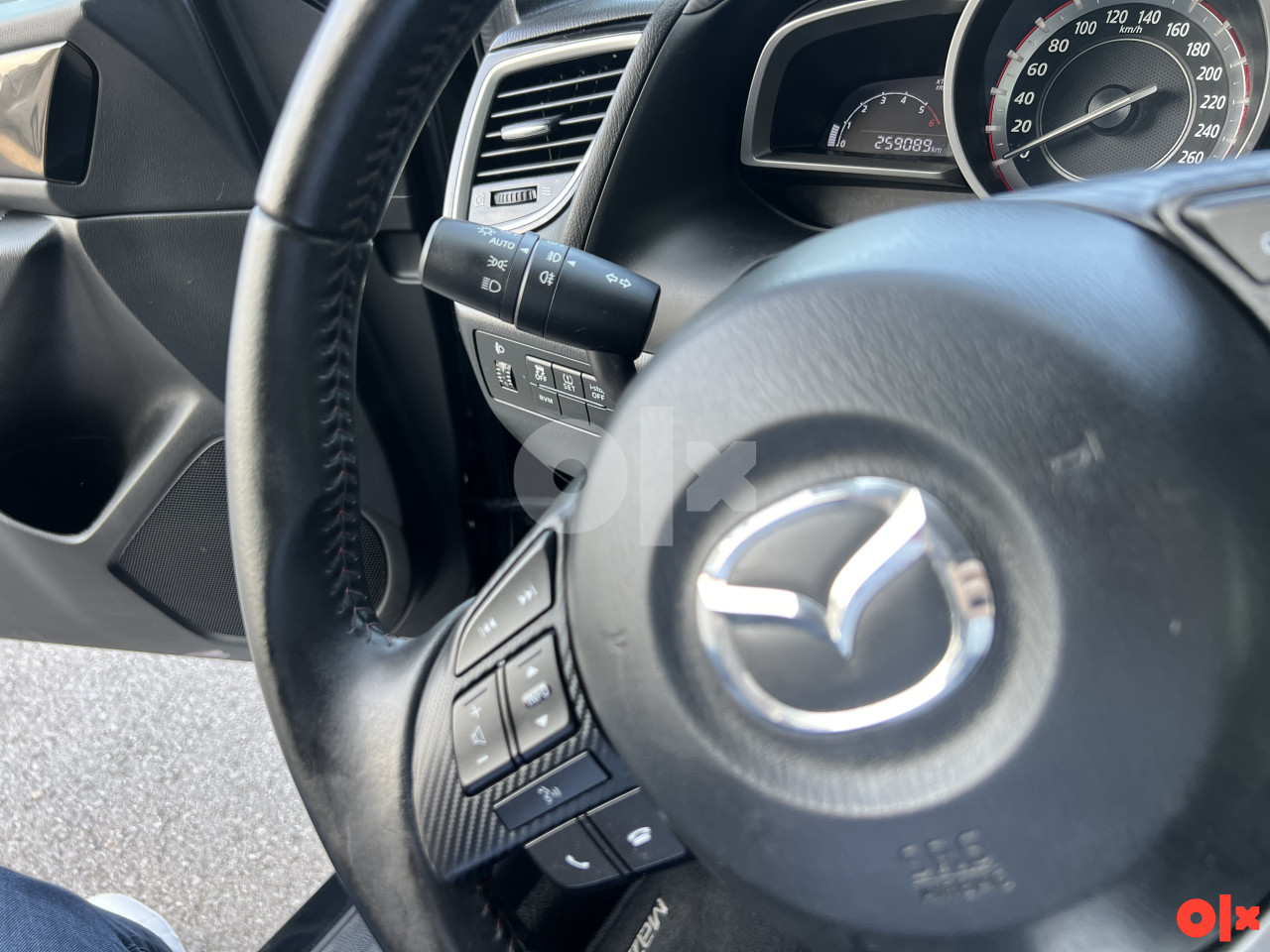 Mazda 3 2.2D 110kW 2015 god Sedan *kamera* SkyActiv