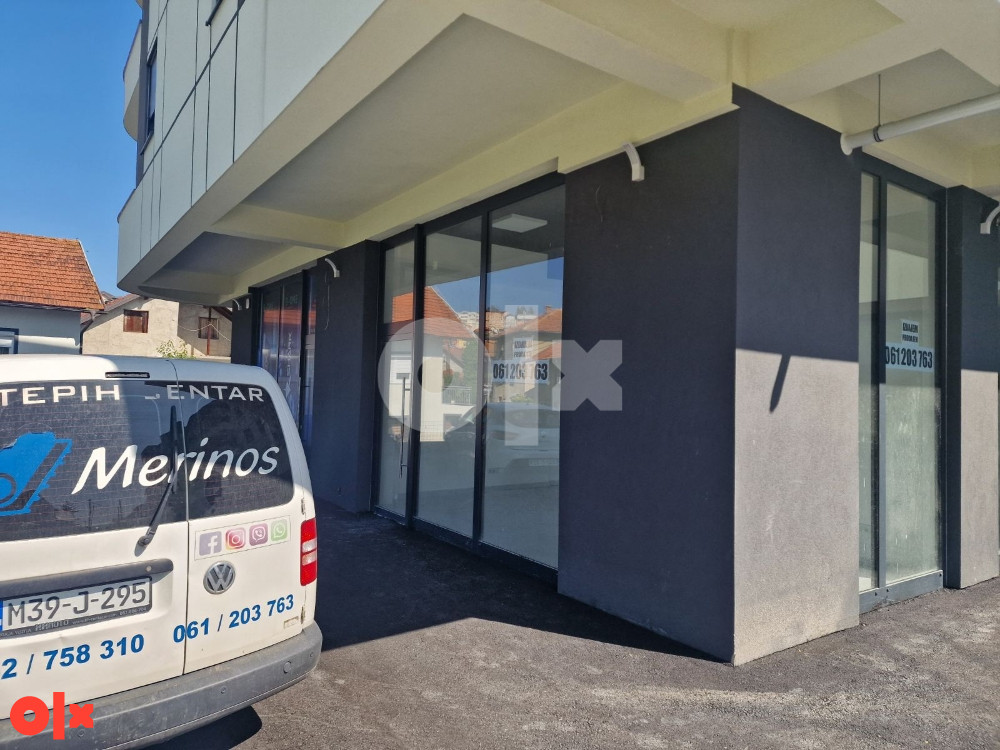 Izdajem poslovni prostor na Šipu 77m2 adresa Dejzina Bikića 18h 2