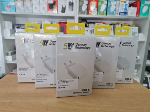 BRZI ADAPTER TYPE-C 20W 240V