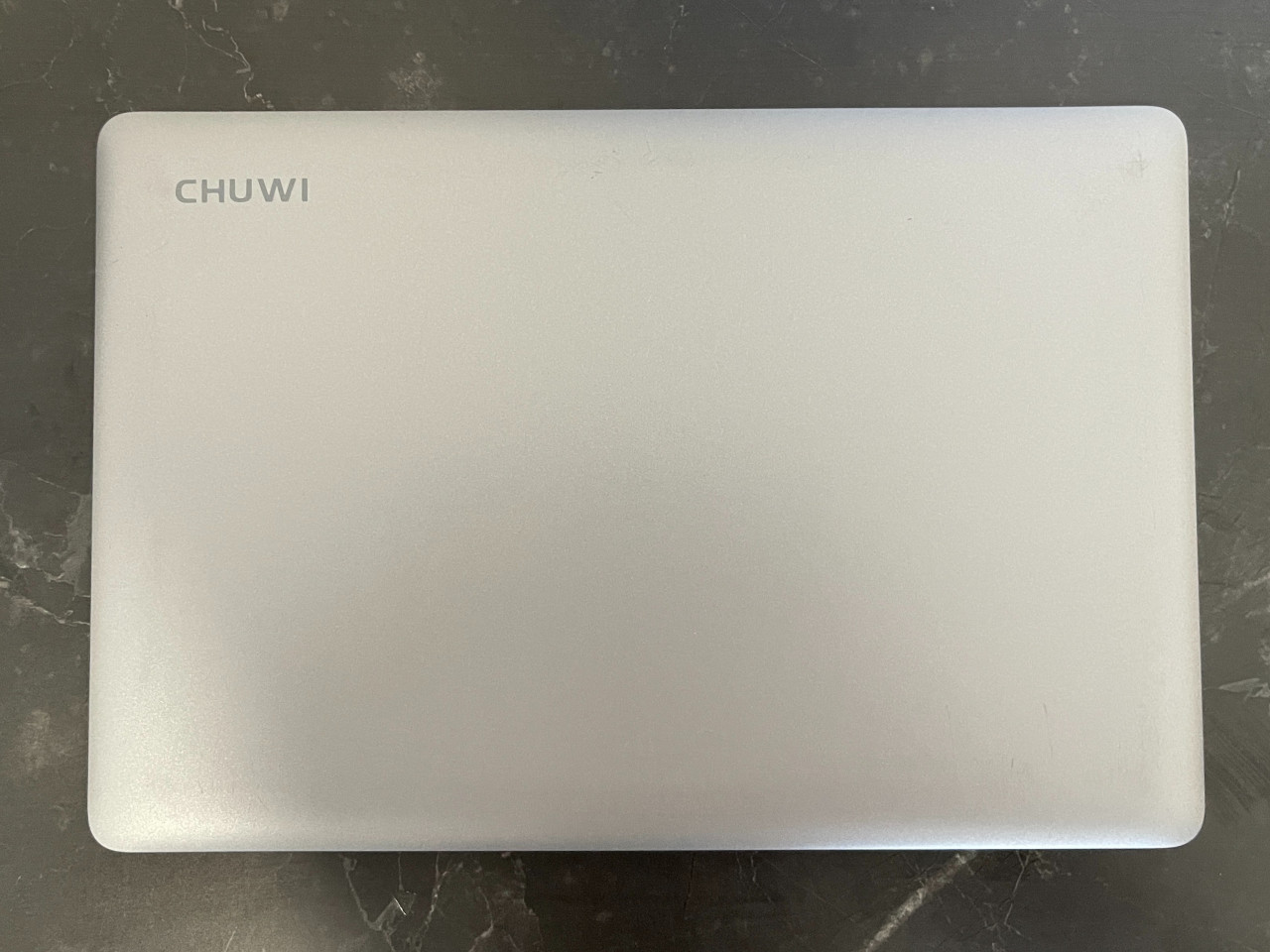 Chuwi HeroBook CWI514 x5-E8000 / 4GB / 64GB / 8h