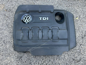 03N103925A POKLOPAC ZASTITA MOTORA TIGUAN 5NA PASSAT B8 ARTEON