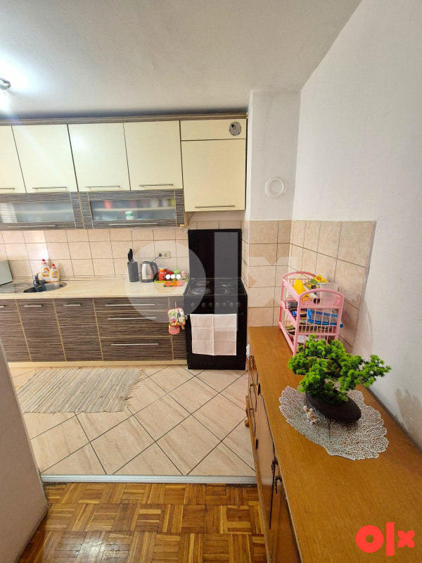 Na prodaju stan u centru Gradiške, 68m2 4
