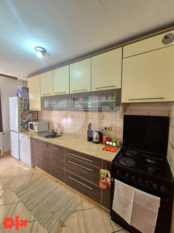 Na prodaju stan u centru Gradiške, 68m2 5