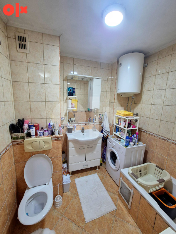 Na prodaju stan u centru Gradiške, 68m2 9
