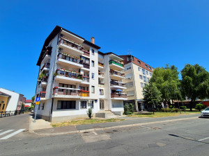 Na prodaju stan u centru Gradiške, 68m2