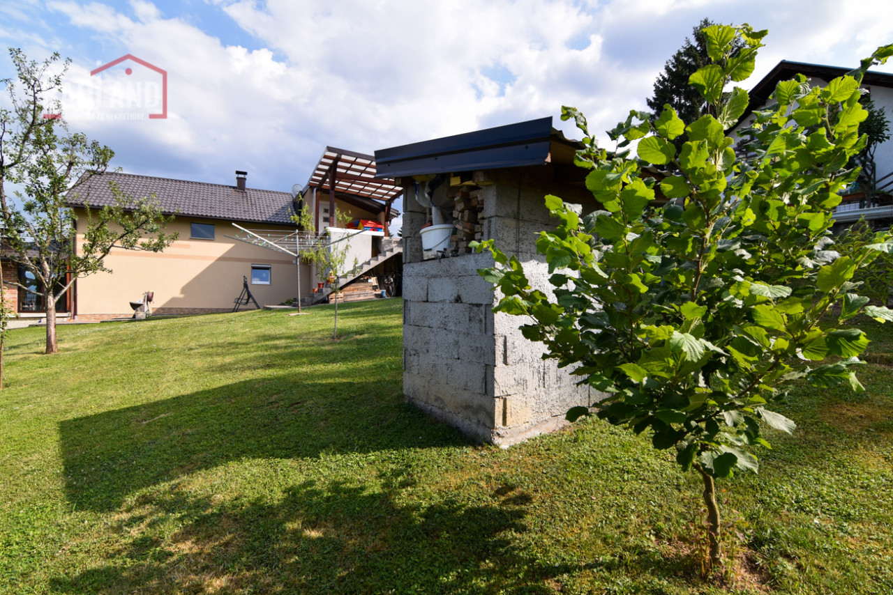 BAULAND/ Porodična kuća na parceli 1033m2/Osjek, Ilidža 10