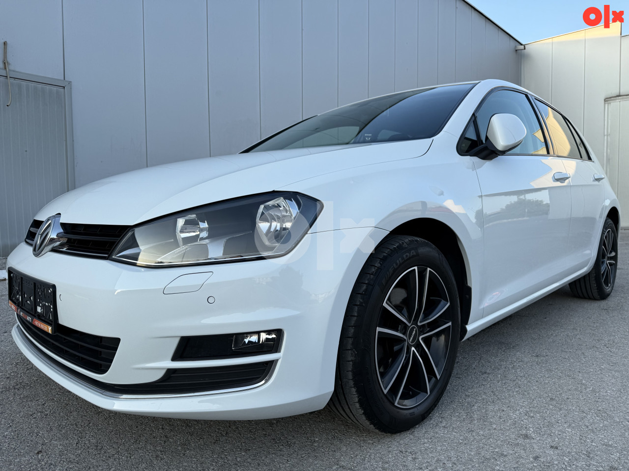 VW GOLF 7 1.6 TDI 77 KW HIGHLINE PRVI VLASNIK