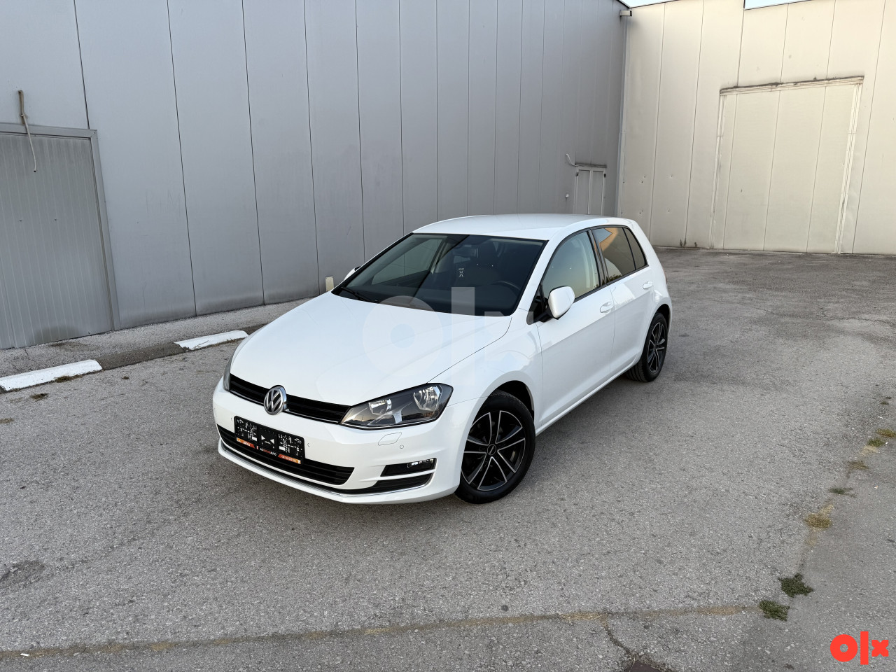VW GOLF 7 1.6 TDI 77 KW HIGHLINE PRVI VLASNIK