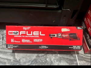 Milwaukee aku racna solo