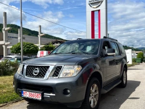 Nissan Pathfinder 2014 7 sjedala prešao 102000km