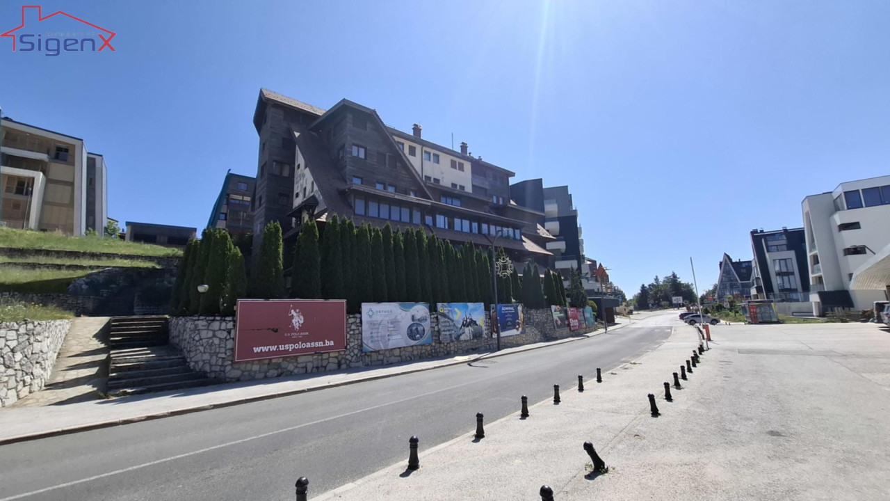 Dva poslovna prostora/Bjelašnica/Babin Do/18 m2 i 28 m2 2