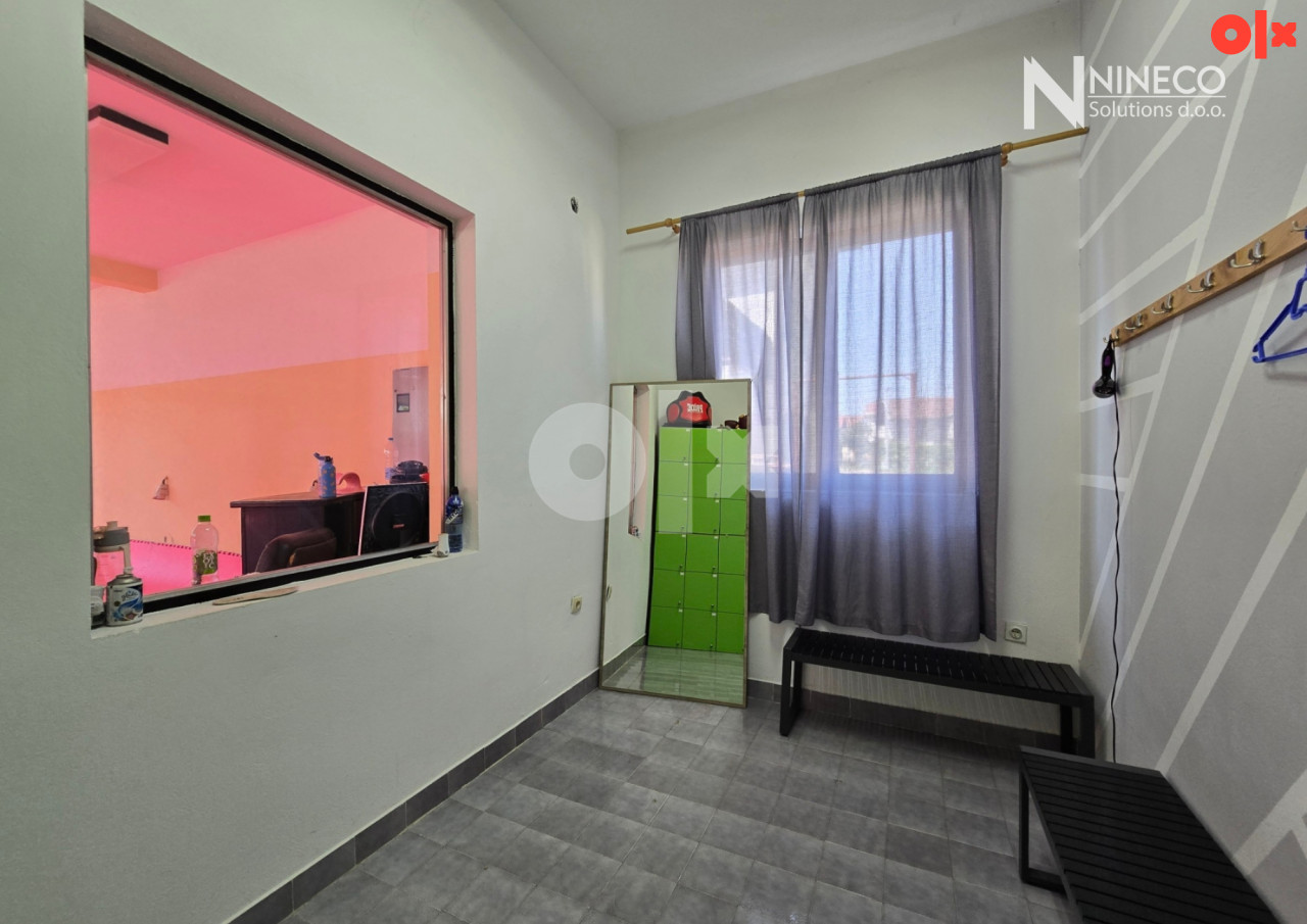 KUĆA - LAKTAŠI - 380 m2 (stambeno-poslovni objekat)