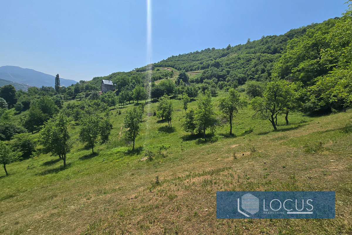 LOCUS: Zemljište površine 47.849m2, Nahorevo, Centar 14
