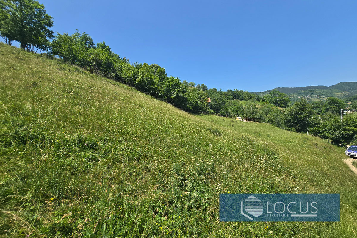 LOCUS: Zemljište površine 47.849m2, Nahorevo, Centar 16