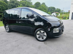 Hyundai Staria 8+1,PREMIUM paket,2.2CRDI,automatik,4x4,2023.g p