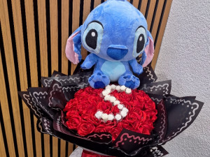 POKLON BUKET RUZA + STITCH