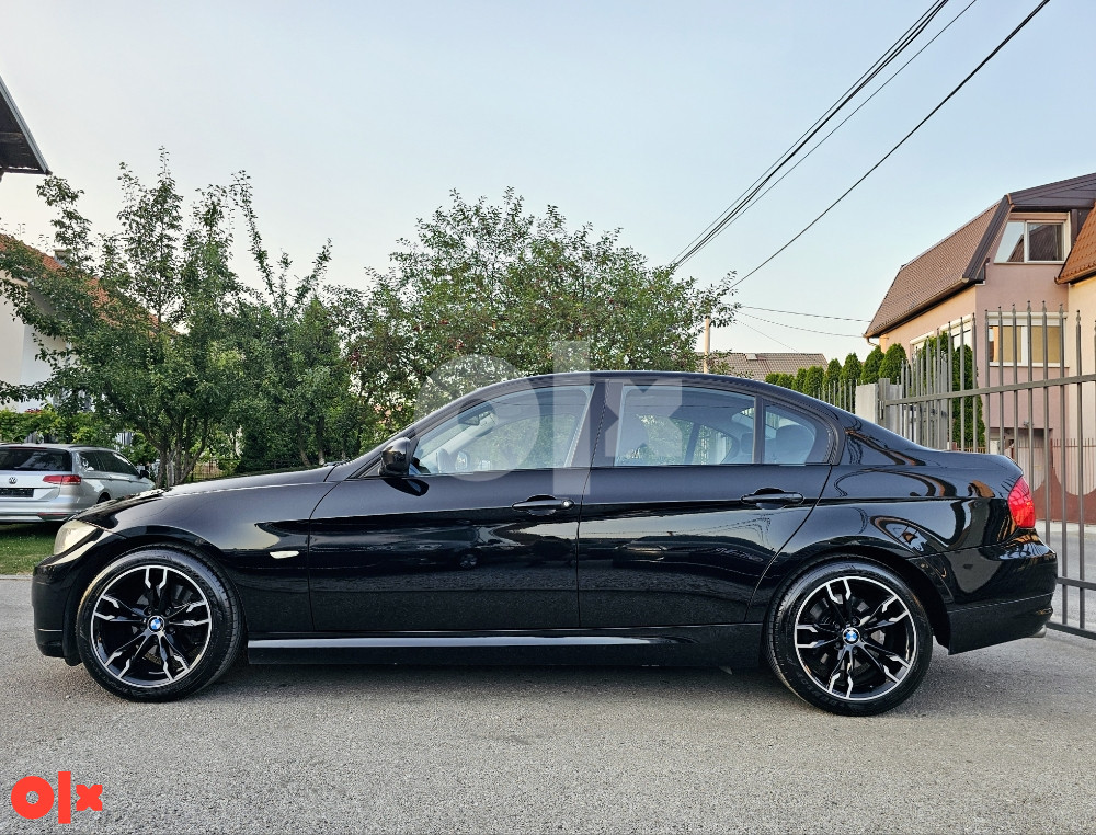 BMW E90 318d Automatik FACELIFT // Prvi vlasnik // Servisna
