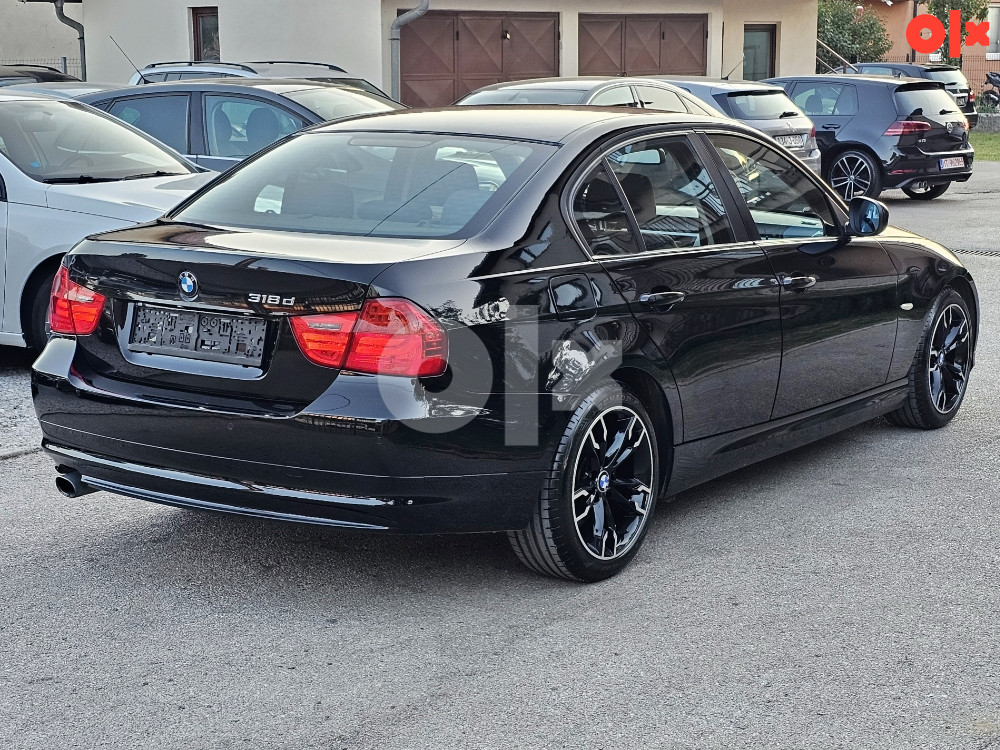 BMW E90 318d Automatik FACELIFT // Prvi vlasnik // Servisna