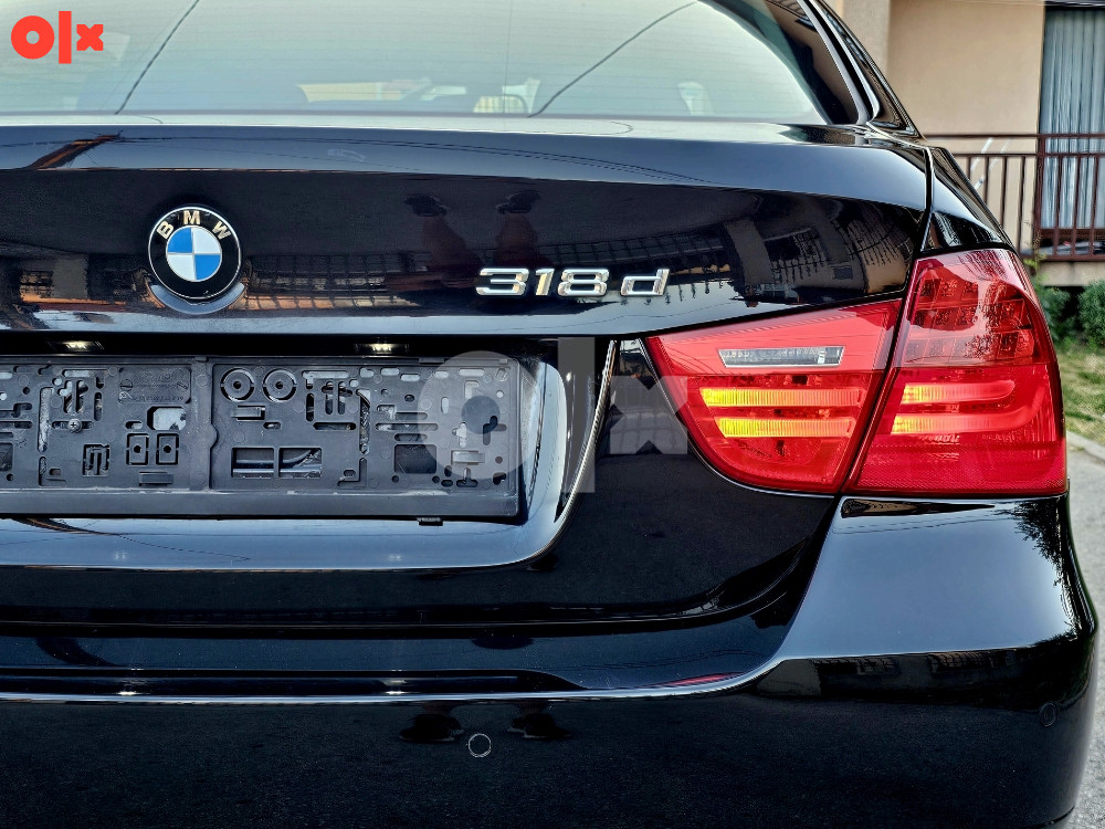 BMW E90 318d Automatik FACELIFT // Prvi vlasnik // Servisna