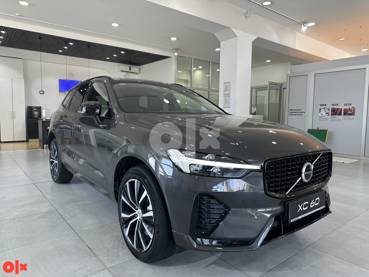 Volvo XC60 B4 D AWD PLUS DARK DEMO VOZILO
