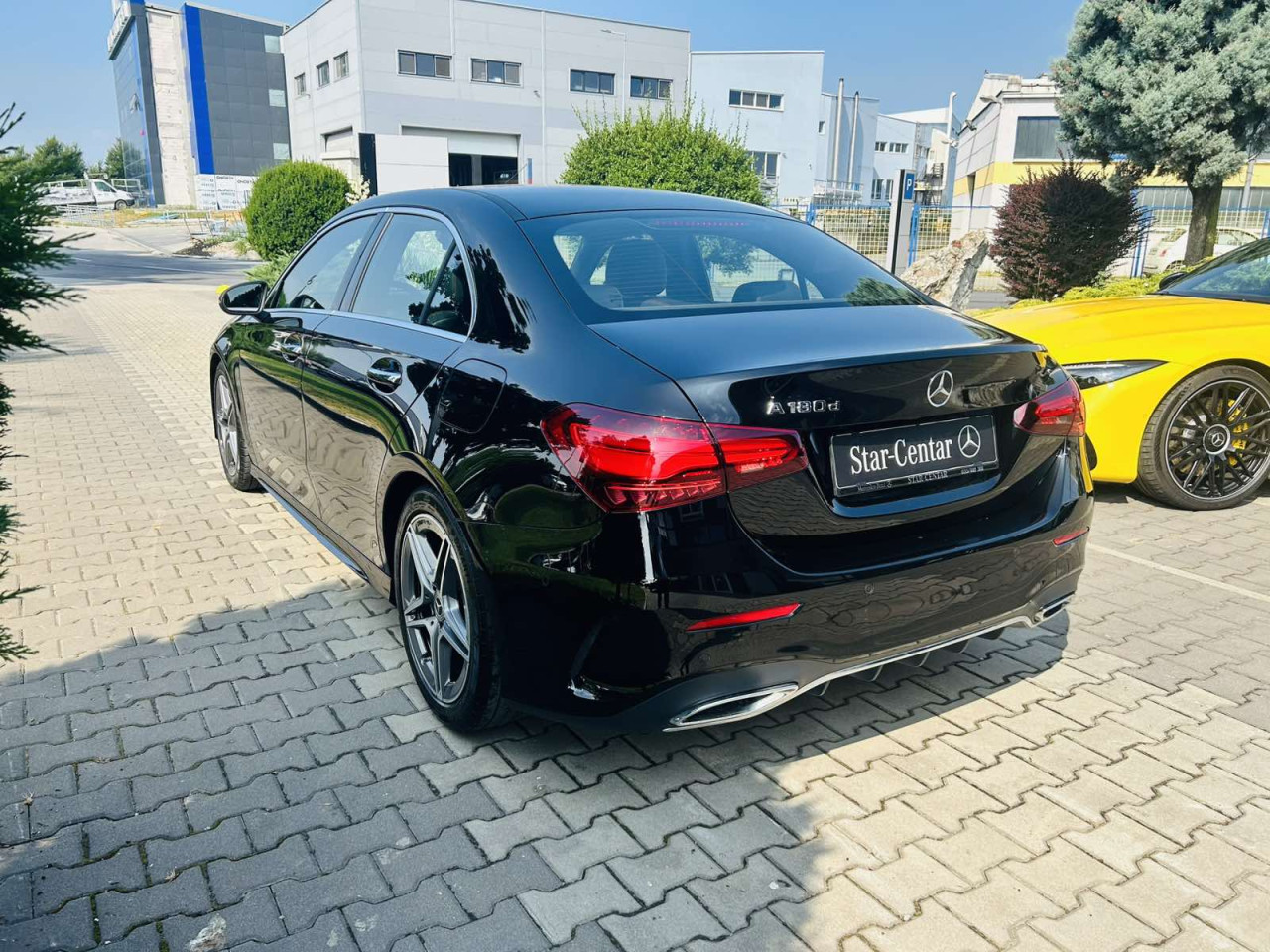 Mercedes-Benz A 180d Limuzina - AMG Line