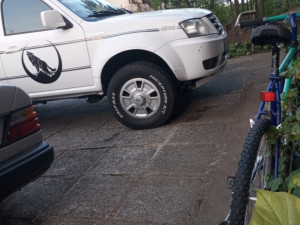 Tata Xenon