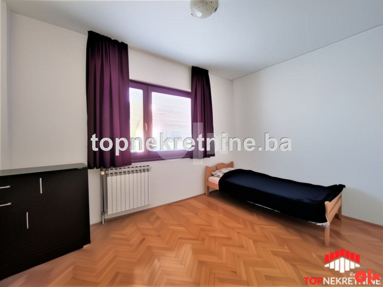 Polunamješten trosoban stan sa balkonom, 107m2, na Mejtašu 8