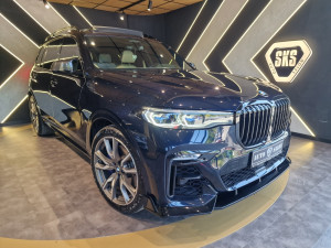 BMW X7 G09 M50i AT XDRIVE LASER PANO MOD2021