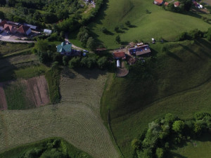 Kuća Ilijaš Malešići  260 m2 + 73.000 m2 zemljišta photo 5