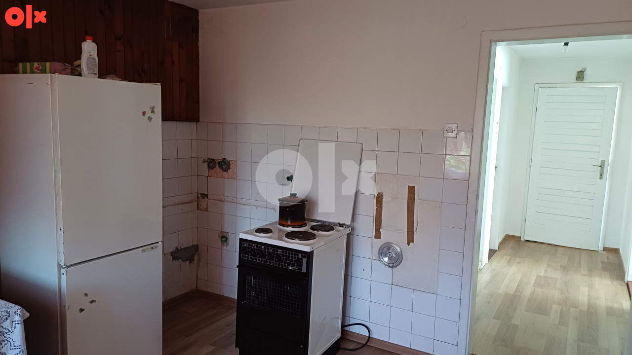Dvoiposoban stan Velešići 66m2 12