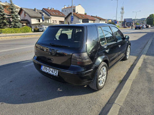 Volkswagen Golf 1.9 TDI 74KW