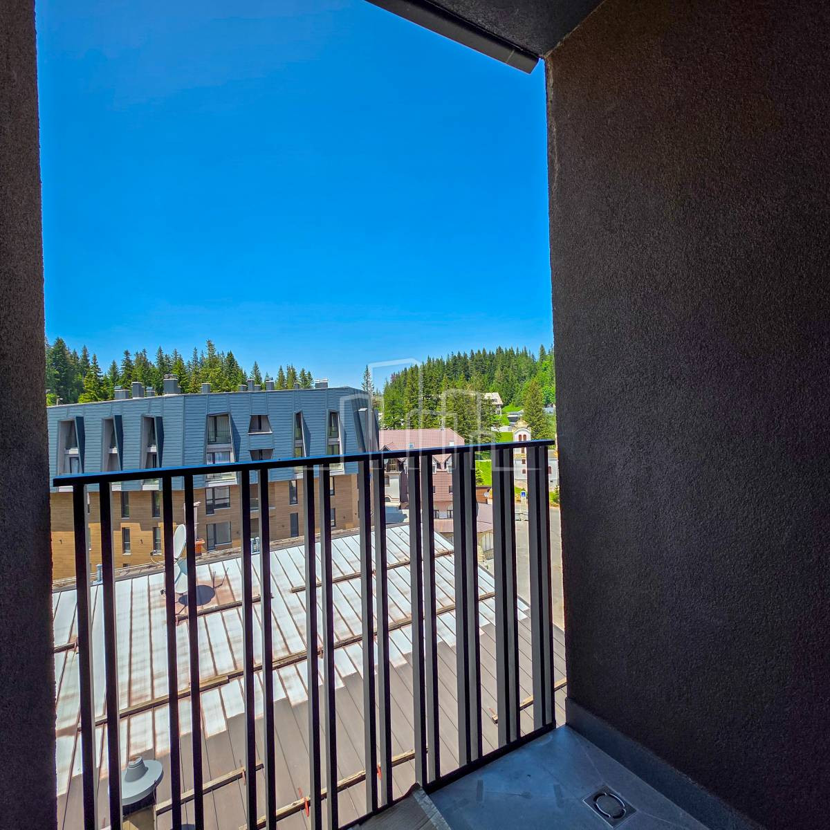 Apartman useljivo 40,64m2 sprat 4 Jahorina Poljice ApartHotel 5