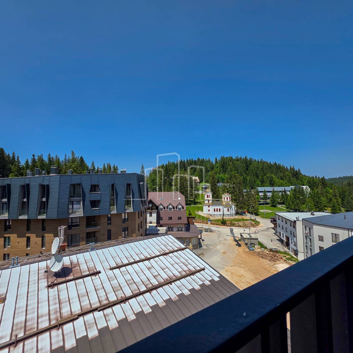 Apartman useljivo 40,64m2 sprat 4 Jahorina Poljice ApartHotel 6