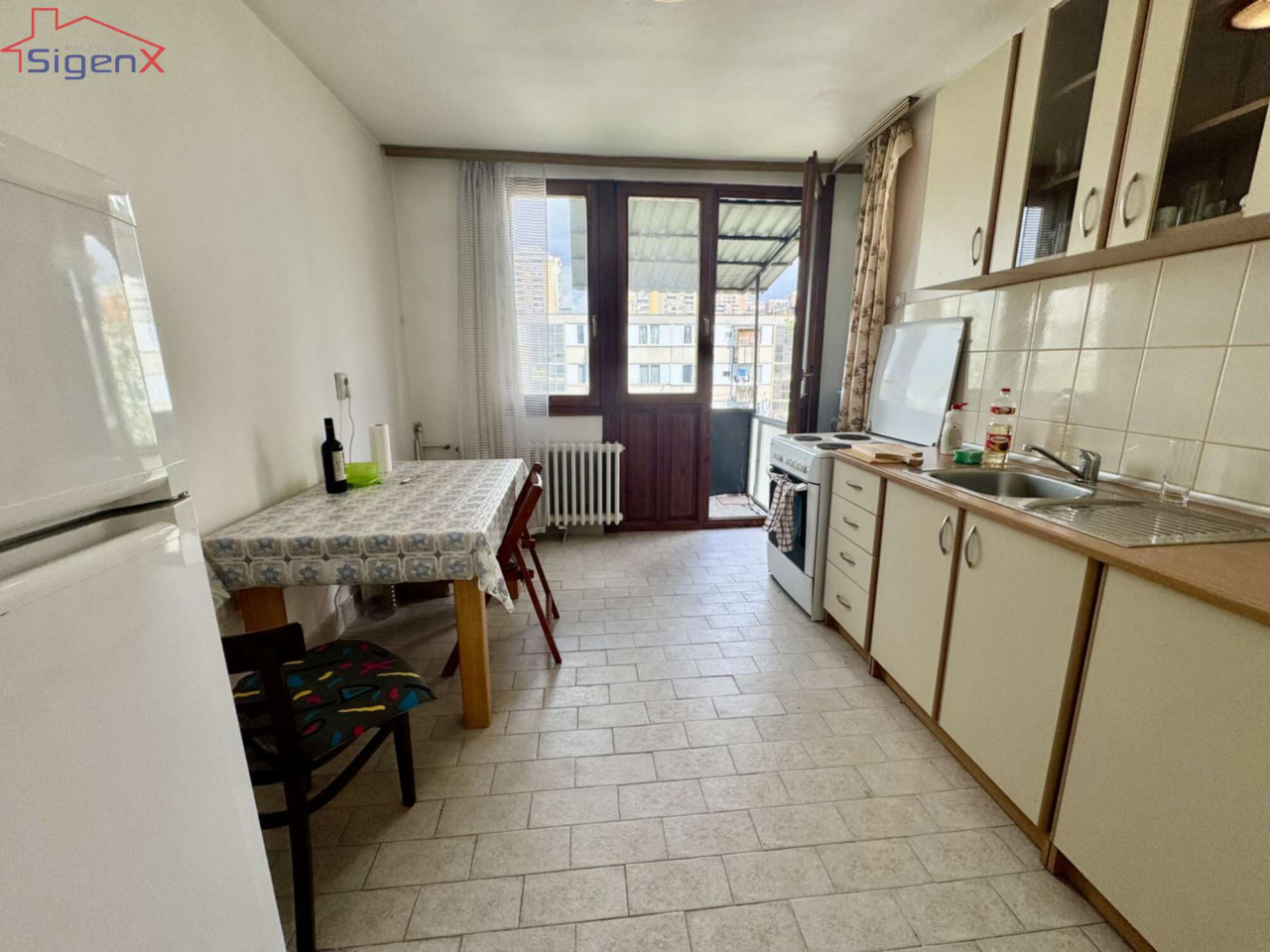 Dvosoban stan/Čengić Vila/useljivo/osunčano/53m2/5.sprat