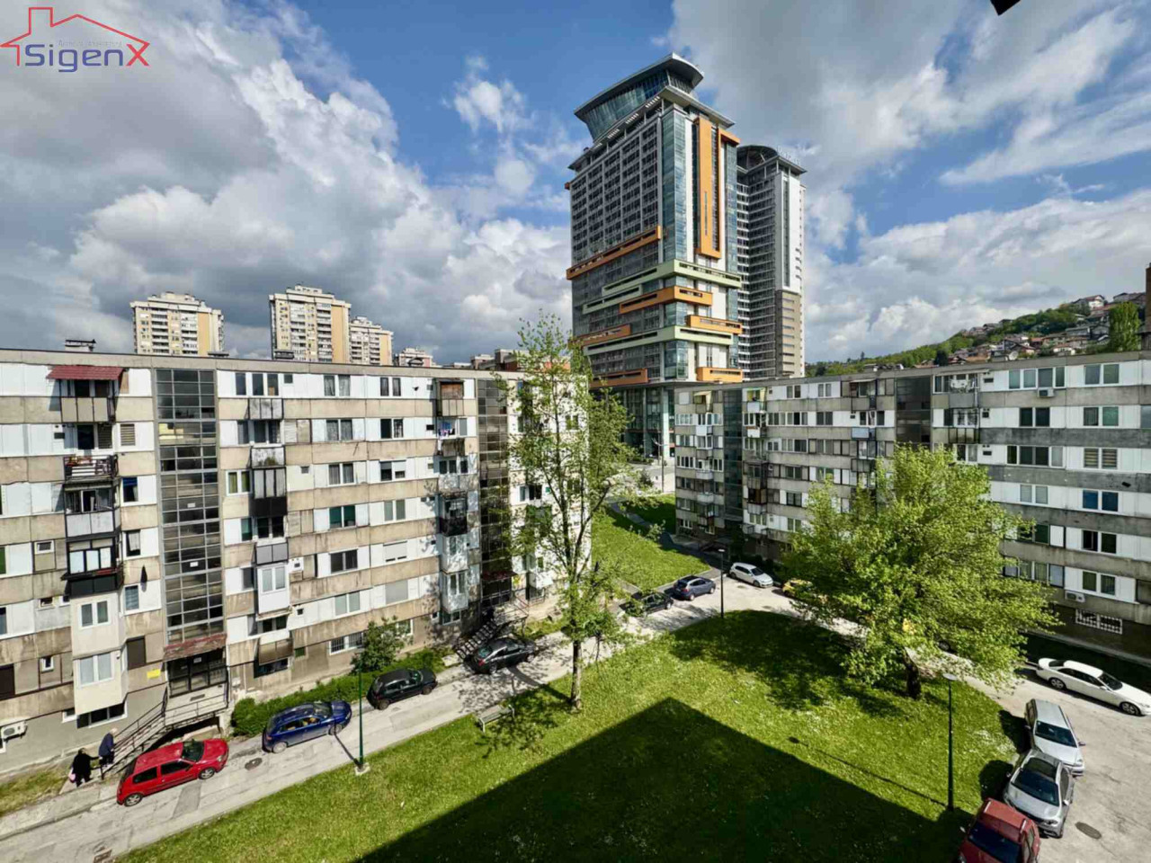 Dvosoban stan/Čengić Vila/useljivo/osunčano/53m2/5.sprat