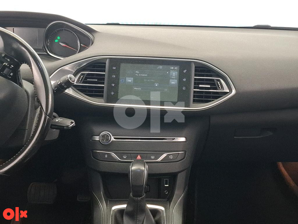 Peugeot 308 1.6 BlueHDI 88kw PANO Allure EAT6 2016
