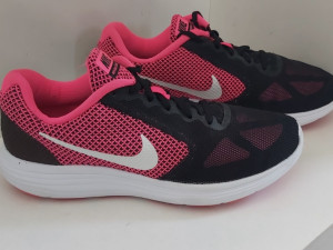 Ženske patike Nike original Broj 40