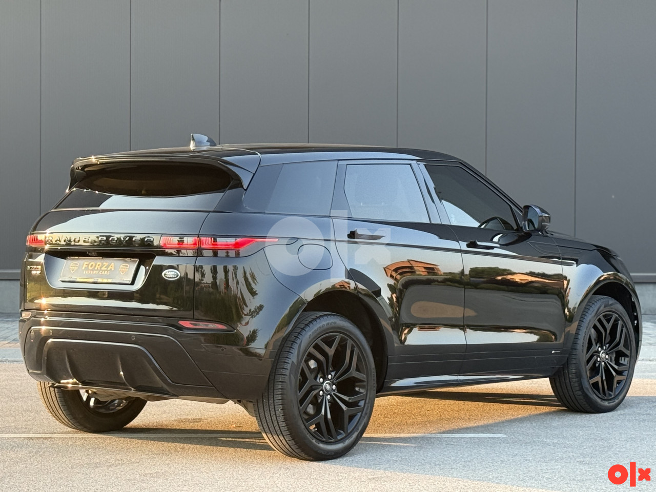RANGE ROVER EVOQUE 2.0D 150KS R-DYANMIC AWD 2019 GODINA